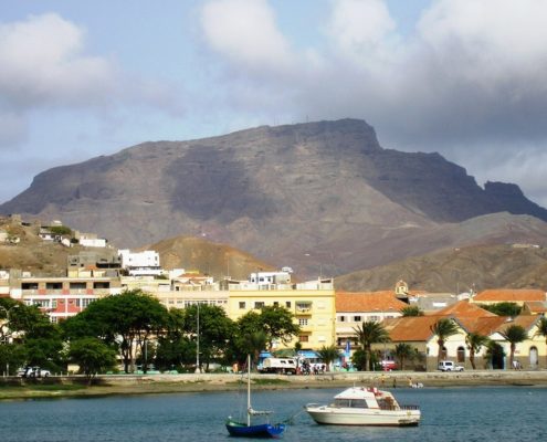 Balade avec guide local jusqu’au Monte Verde, le point culminant de l’île de São Vicente (774 m), vue panoramique exceptionnelle sur les îles de São Nicolau, Santo Antão et Santa Luzia